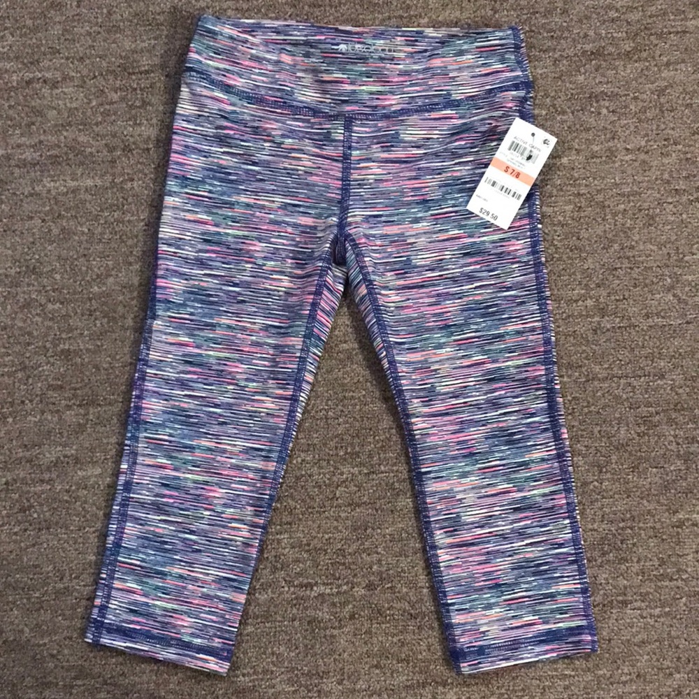 Girl’s Ideology Capri Leggings *New w Tag* S 7/8